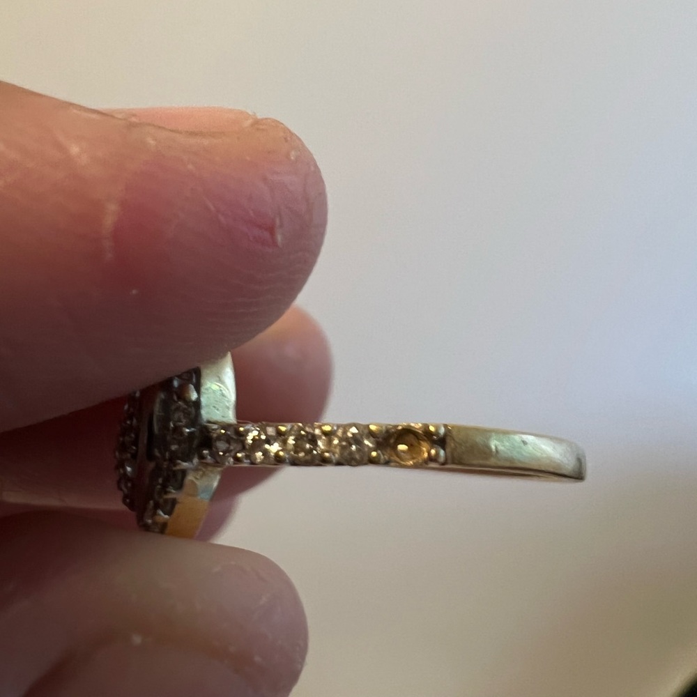 Diamond ring - Picture 10 of 16